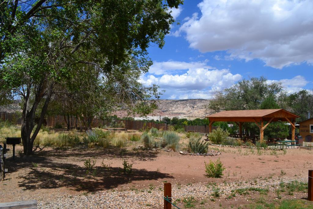 Escalante Outfitters Hotel Exterior foto